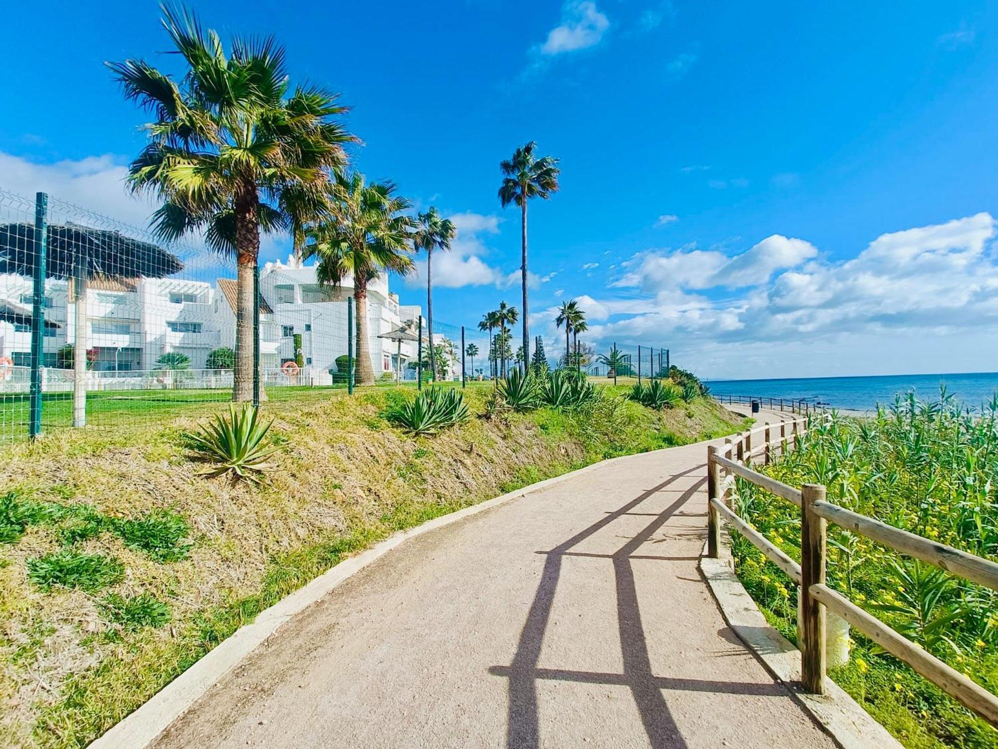 Luxury Casares Del Mar Dp7 Apartment Bagian luar foto