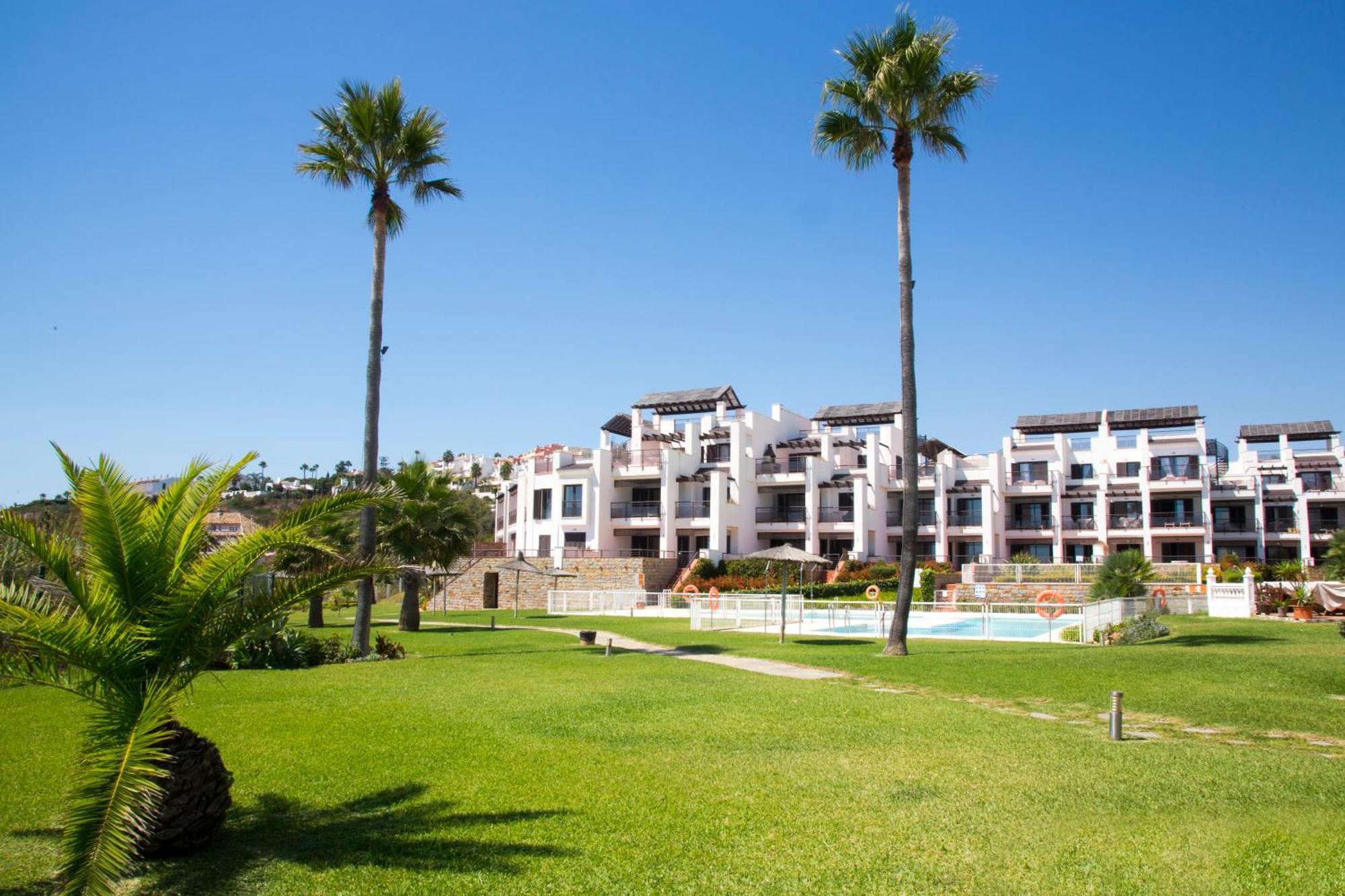 Luxury Casares Del Mar Dp7 Apartment Bagian luar foto