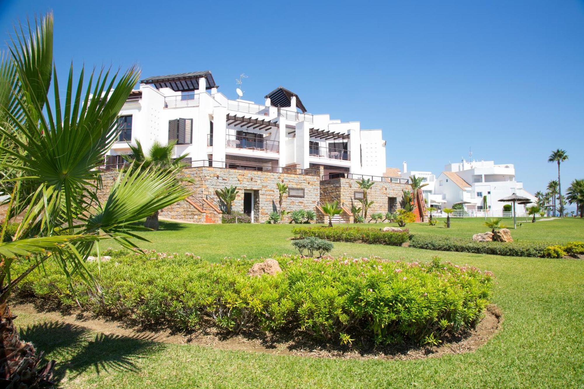 Luxury Casares Del Mar Dp7 Apartment Bagian luar foto